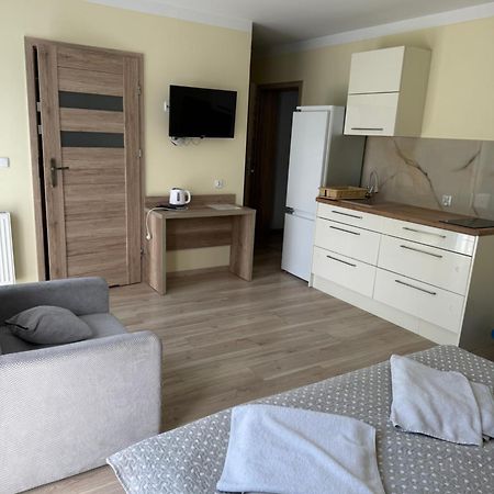 Pokoje Goscinne - Port Międzywodzie Exteriör bild